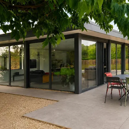 8 Personnes Avec Piscine Chauffée, Jardin De 6000 M2, 25mn De Lyon Villa Sainte-Euphémie